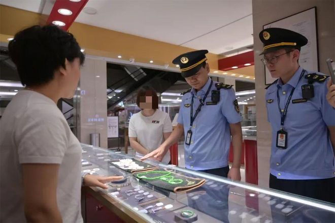 来遭网暴退圈舆论大反转！麻将胡了试玩模拟器于东(图2)